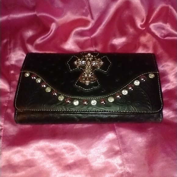 Ladies Wallet - Picture 11 of 11